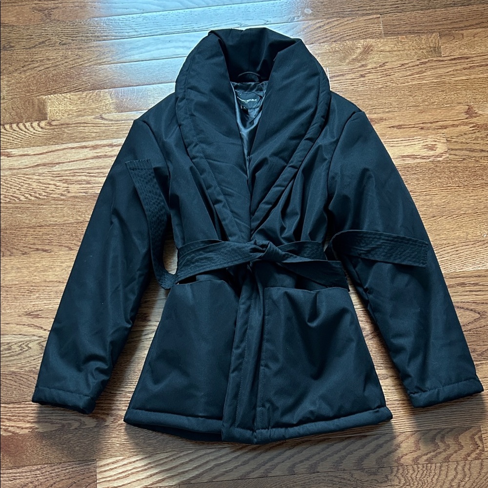 Banana Republic Women's Black Belted Jacket